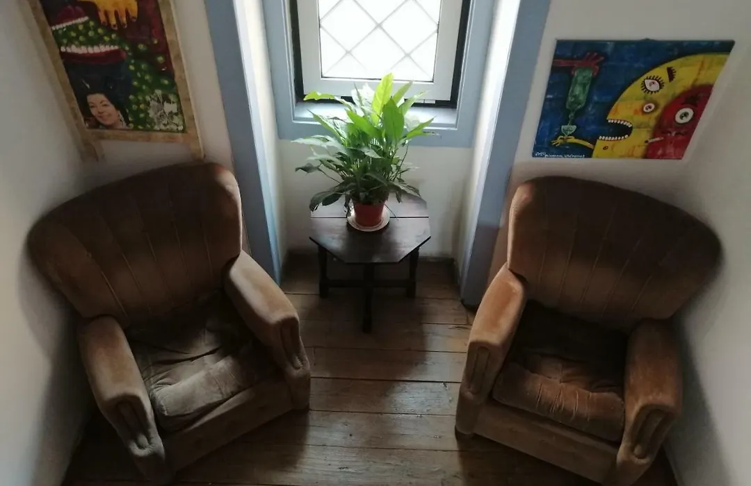 Locals Hostel & Suites-1